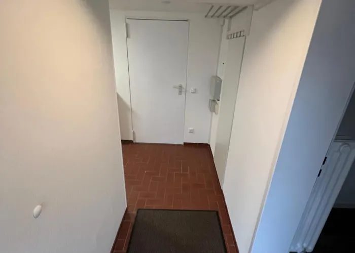 Messenahe Moderne Zwei-zimmer-wohnung 42qm Appartement *